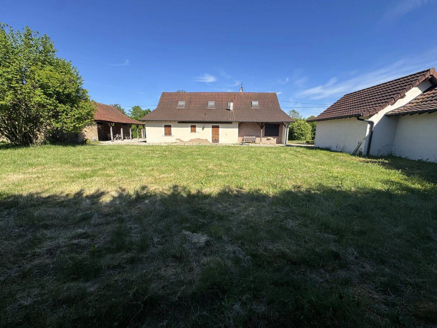 Maison 1 pièce 130 m² · à Louhans · 130 m² · 286 000 €