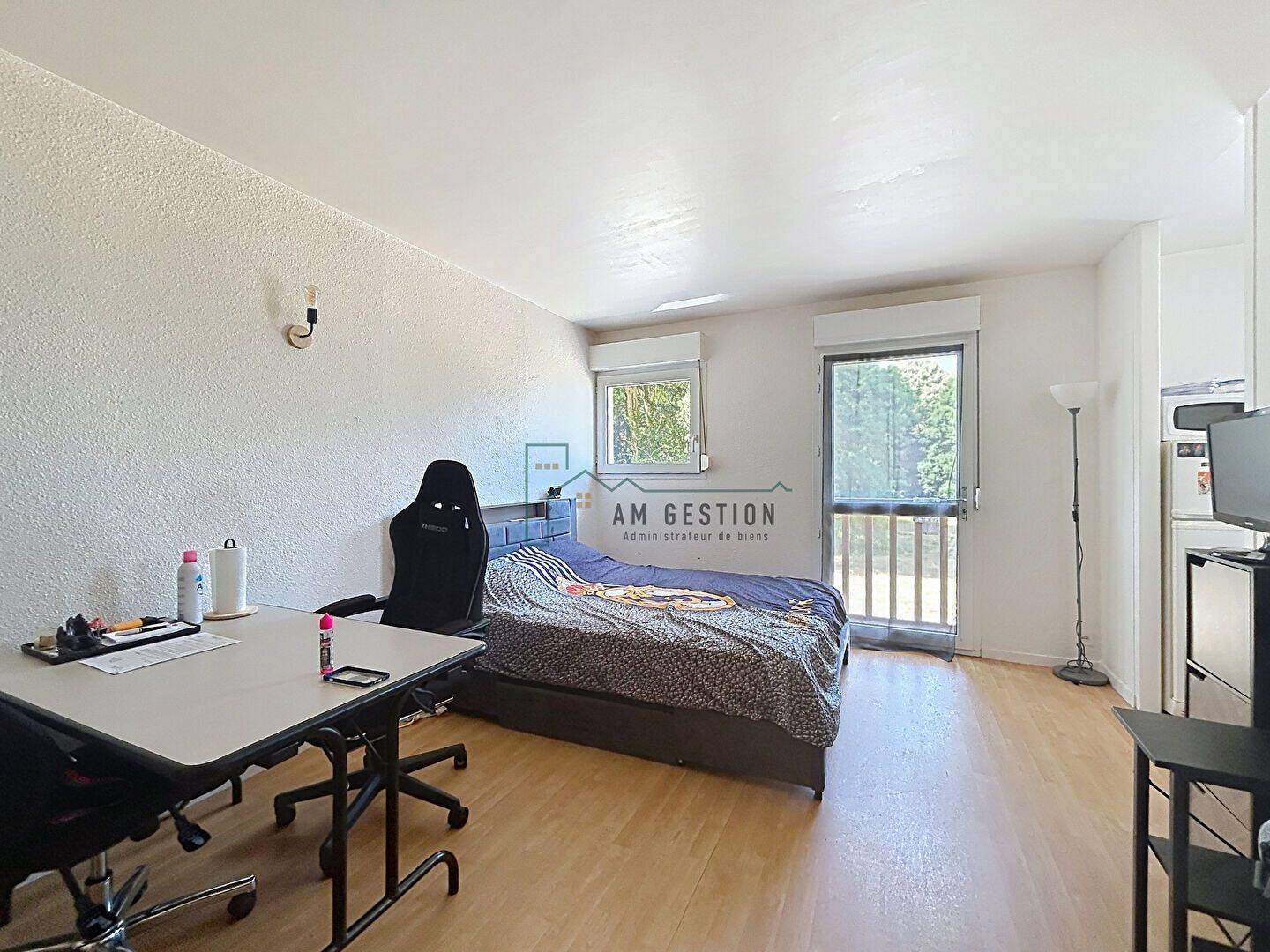 Appartement 1 pièce 26 m² · à Aixe-sur-Vienne · 26 m² · 250 €