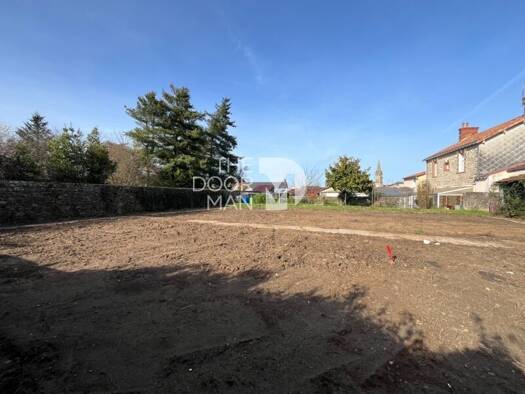 Terrain constructible à vendre 105 000 € 422 m² de terrain Port-Saint-Père 44710