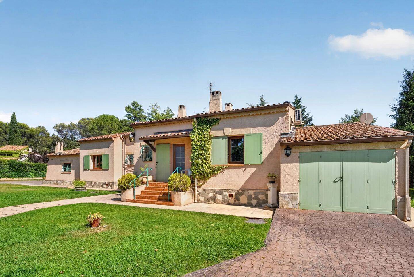 Maison 6 pièces 150 m² · à Cabriès · 150 m² · 825 000 €