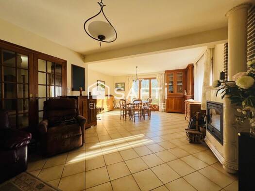 Maison à vendre 372 000 € 8 pièces 4 chambres 149 m² 2 623 m² de terrain Bouvigny-Boyeffles 62172