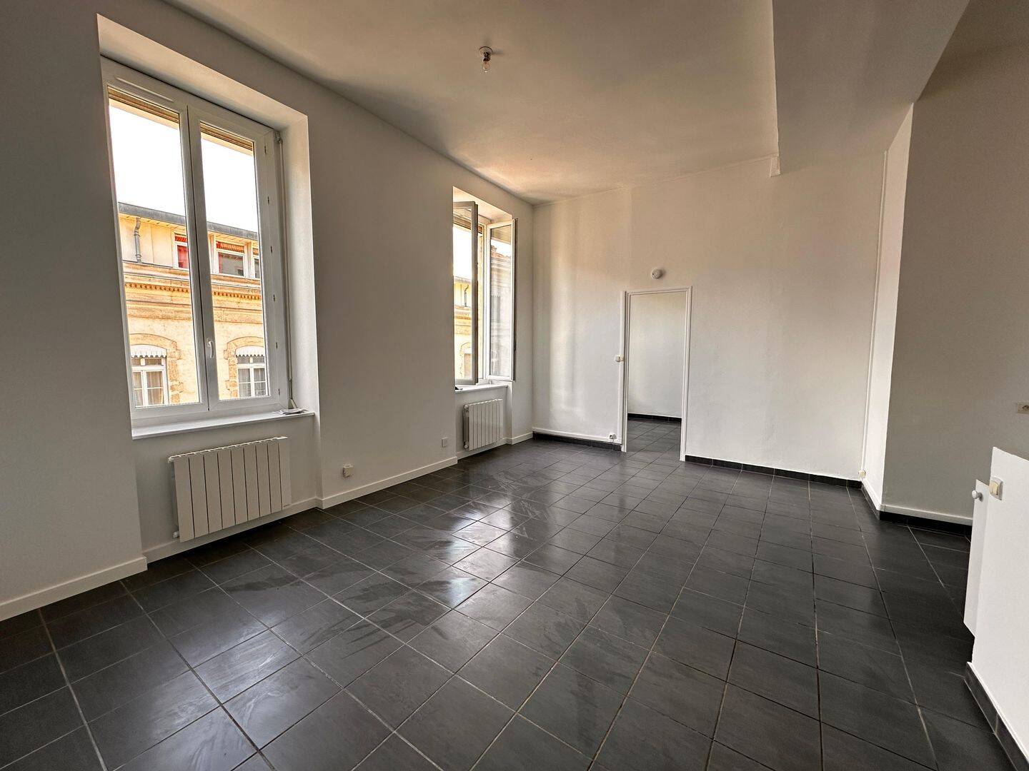 Appartement 2 pièces 52 m² · à Lyon 3ème Arrondissement · 51,9 m² · 770 €/mois