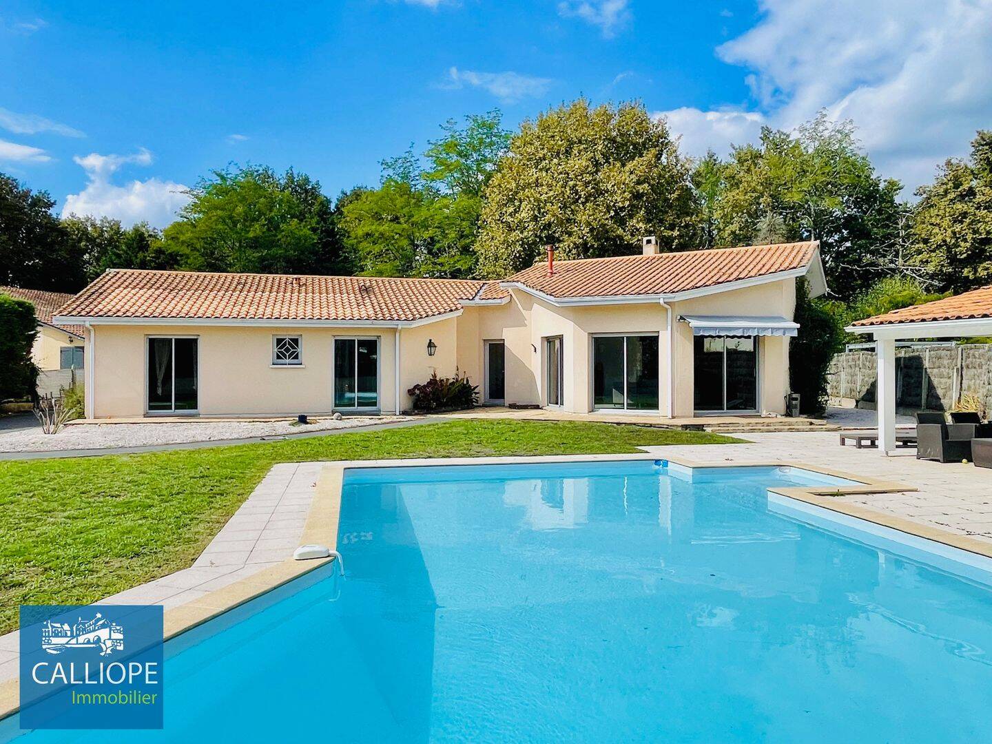 Maison 7 pièces 166 m² · à Arsac · 166 m² · 470 000 €