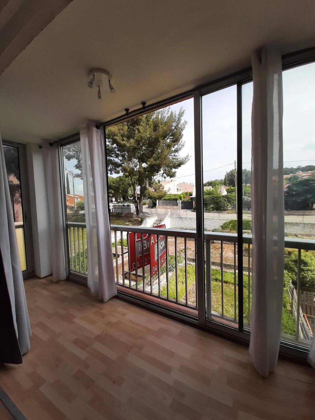 Appartement 1 pièce 32 m² · à Saint-Mandrier-sur-Mer · 32,2 m² · 619 €