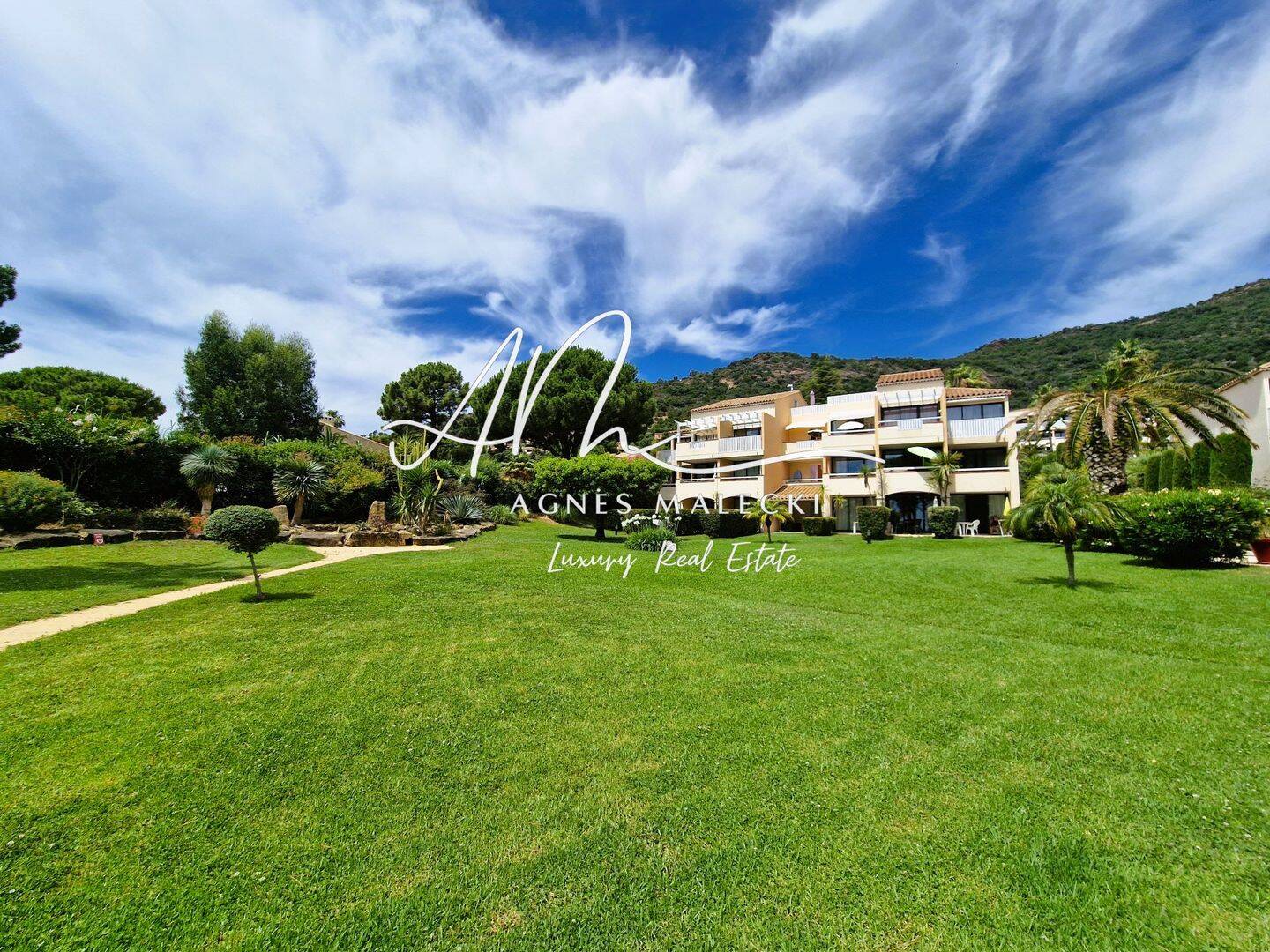Appartement 2 pièces 30 m² · à Le Lavandou · 29,5 m² · 265 000 €