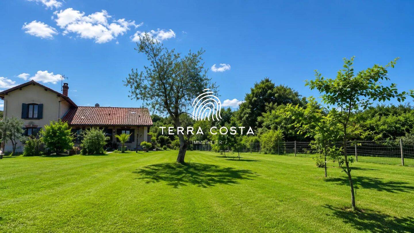 Maison 4 pièces 125 m² · à Saint-Vincent-de-Tyrosse · 125 m² · 526 000 €
