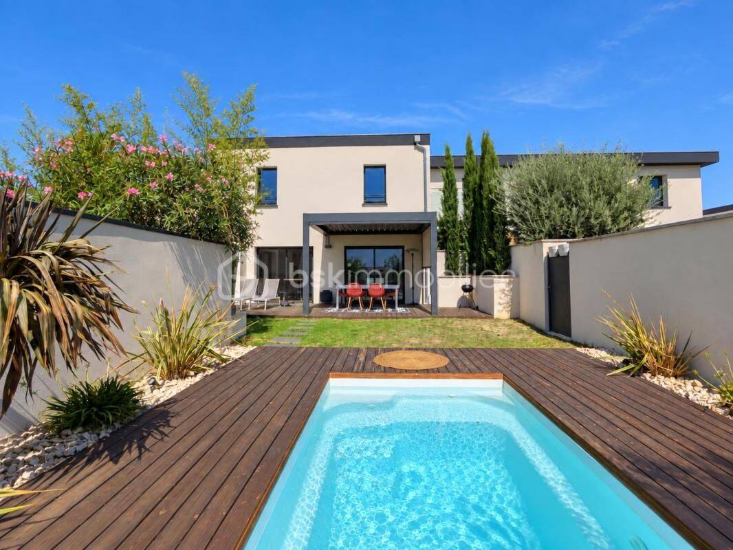 Maison 5 pièces 138 m² · à Montélimar · 138,3 m² · 440 000 €