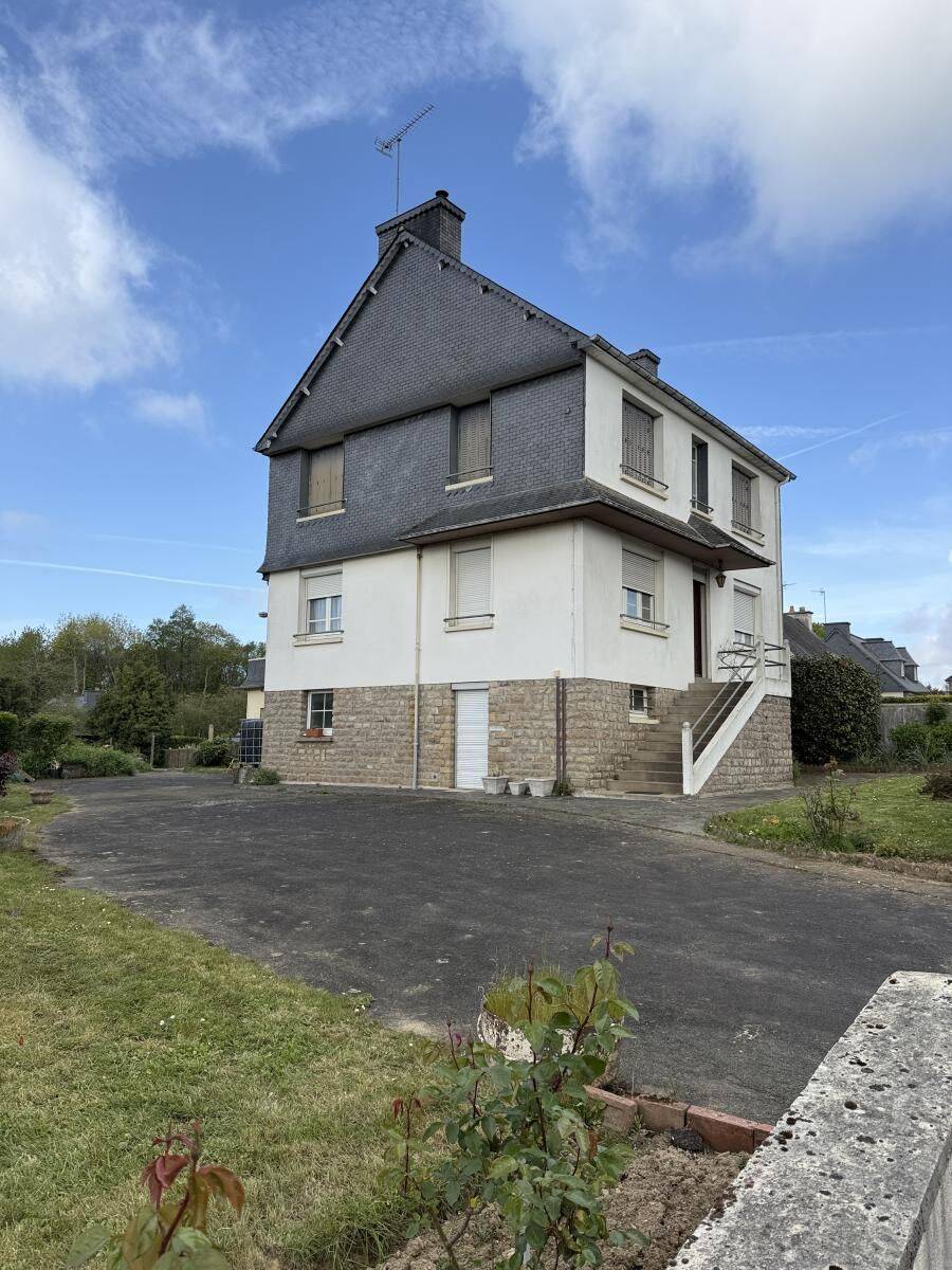 Maison 160 m² · à Plumieux · 159,7 m² · 146 480 €