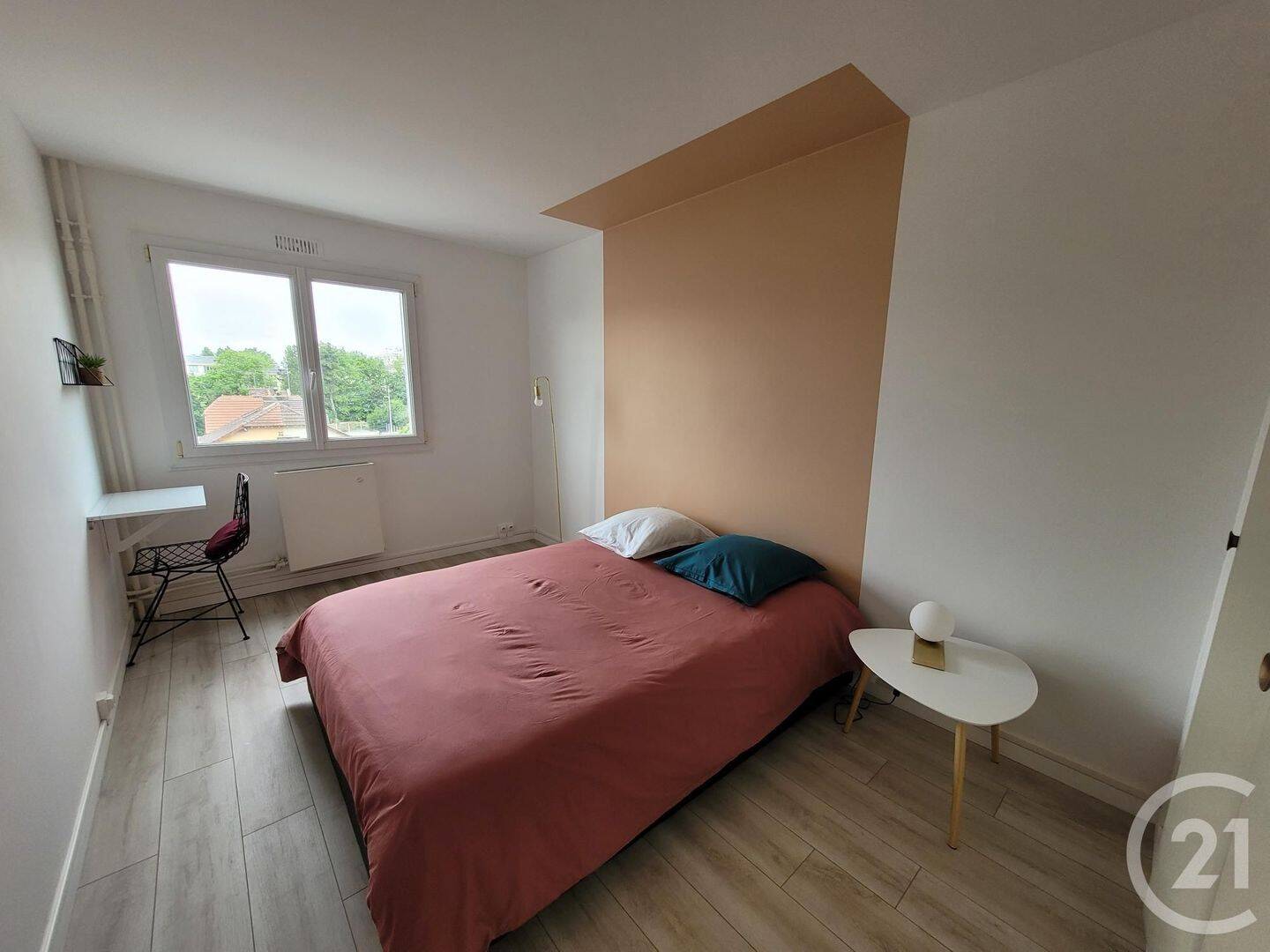 4 pièces 81 m² · à Compiègne · 81,1 m² · 410 €/mois