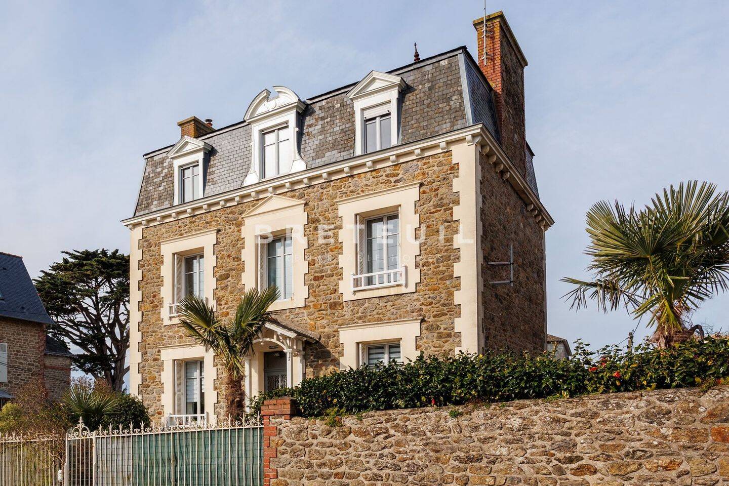 Maison 14 pièces 222 m² · à Dinard · 222 m² · 1 459 500 €