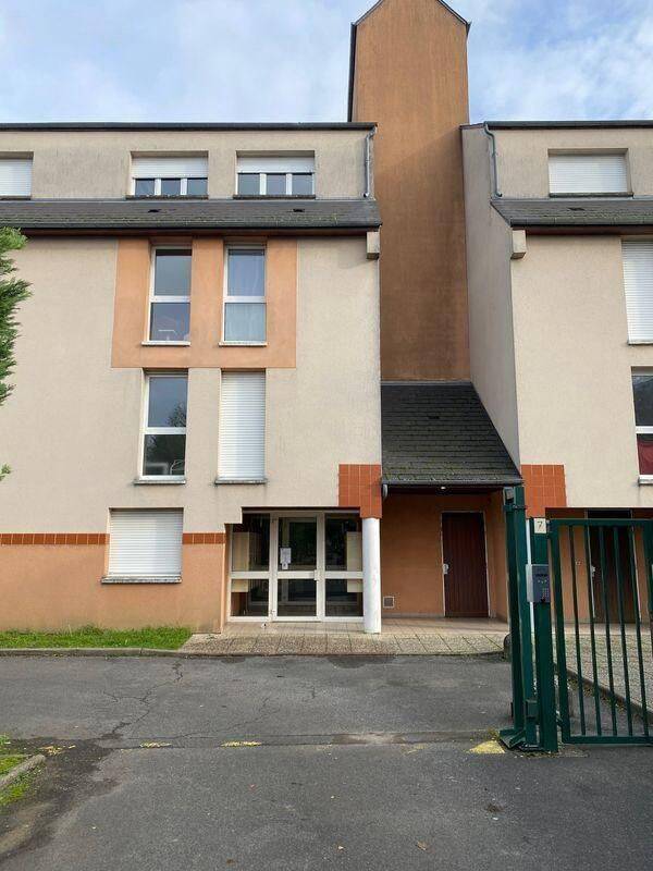 Appartement 1 pièce 20 m² · à Orléans · 20 m² · 465 €