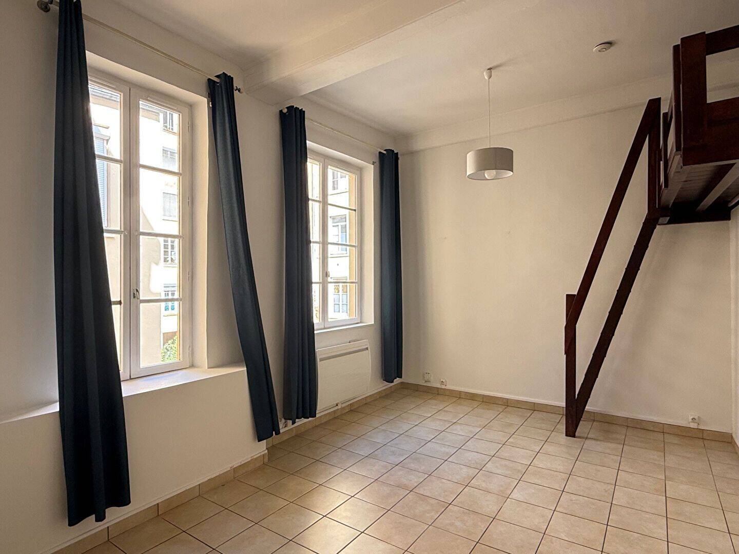Appartement 1 pièce 33 m² · à Lyon 1er Arrondissement · 33,1 m² · 690 €/mois