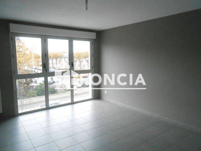 Appartement 3 pièces 64 m² · à Orléans · 64,4 m² · 768 €