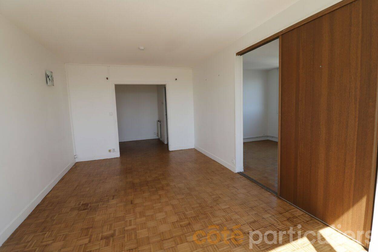 Appartement 3 pièces 64 m² · à Saint-Jean-le-Blanc · 64,3 m² · 120 000 €