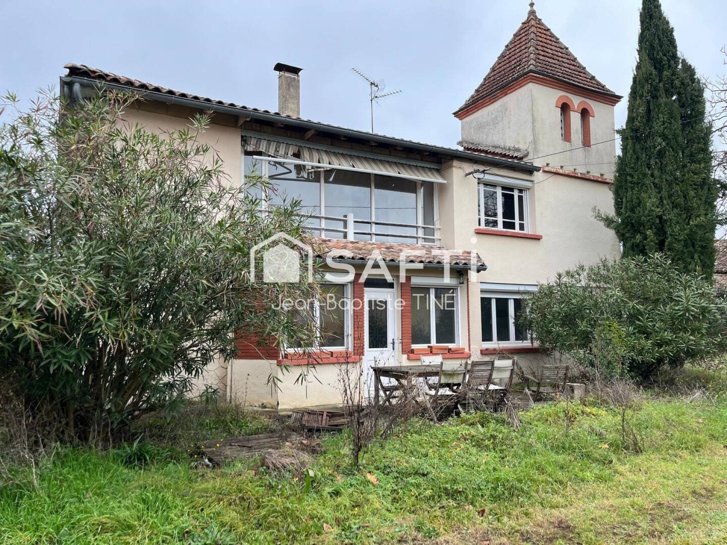 Maison 7 pièces 303 m² · à Finhan · 303 m² · 285 000 €