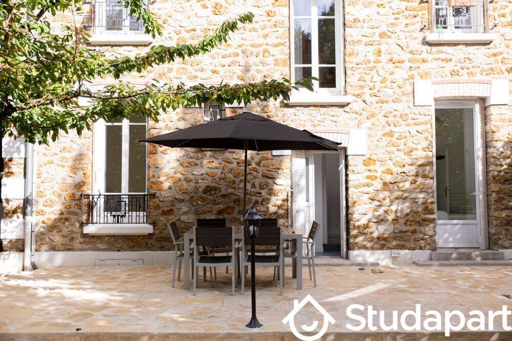 1 pièce 10 m² · à Choisy-le-Roi · 10 m² · 751 €