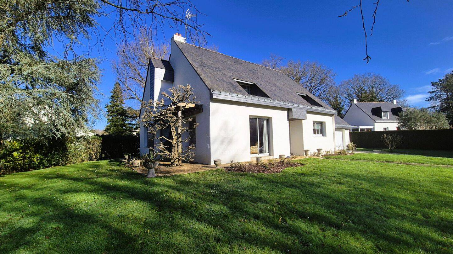 Maison 7 pièces 168 m² · à Sautron · 168 m² · 429 270 €