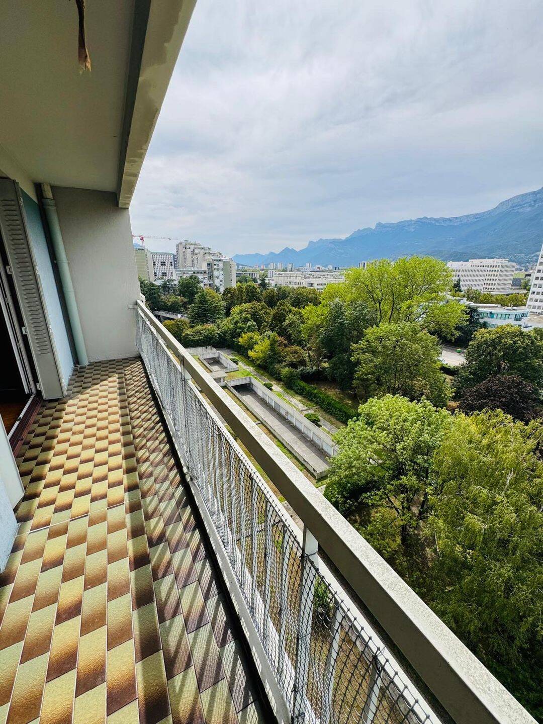 Appartement 6 pièces 118 m² · à Grenoble · 118 m² · 159 000 €