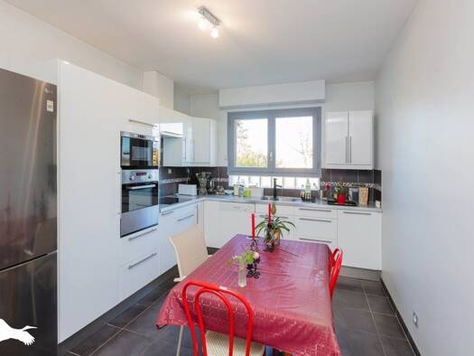 Maison à vendre 254 880 € 7 pièces 6 chambres 190 m² 592 m² de terrain Faubourg Nord Auch 32000