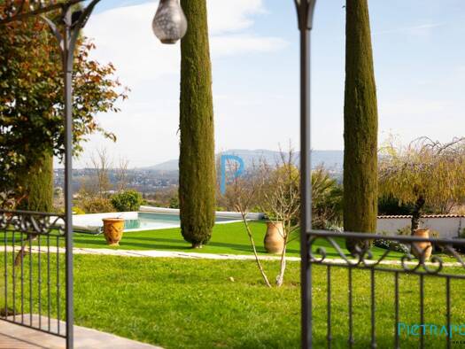 Villa à vendre 620 000 € 5 pièces 3 chambres 137 m² 1 000 m² de terrain Sainte-Consorce 69280