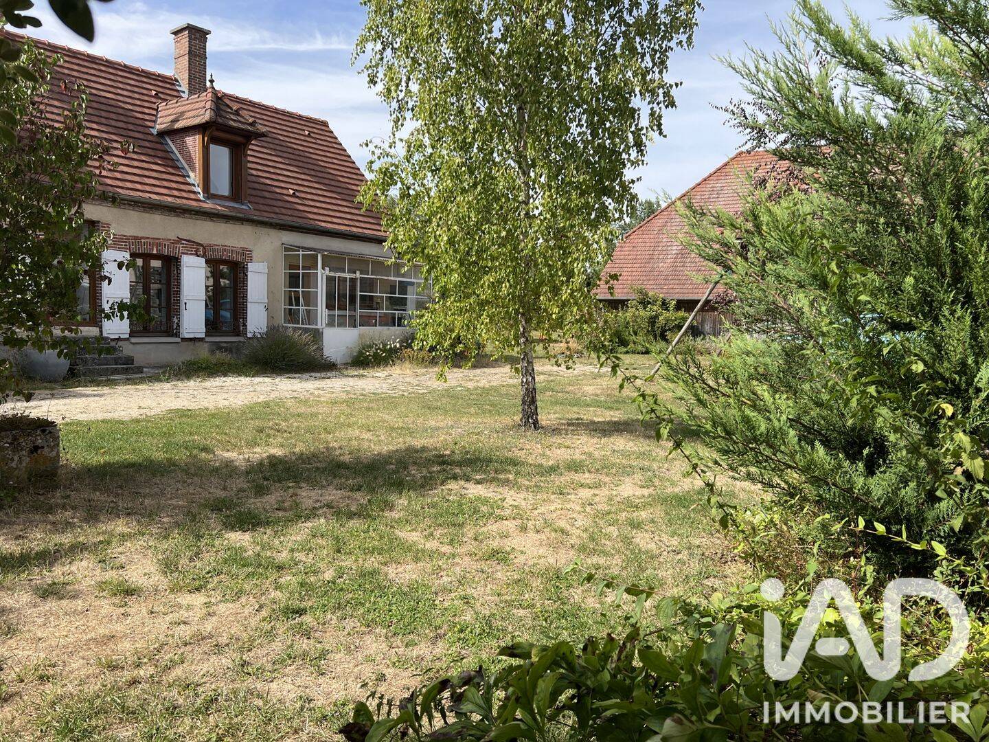 Maison 5 pièces 149 m² · à Châtres · 149 m² · 225 000 €