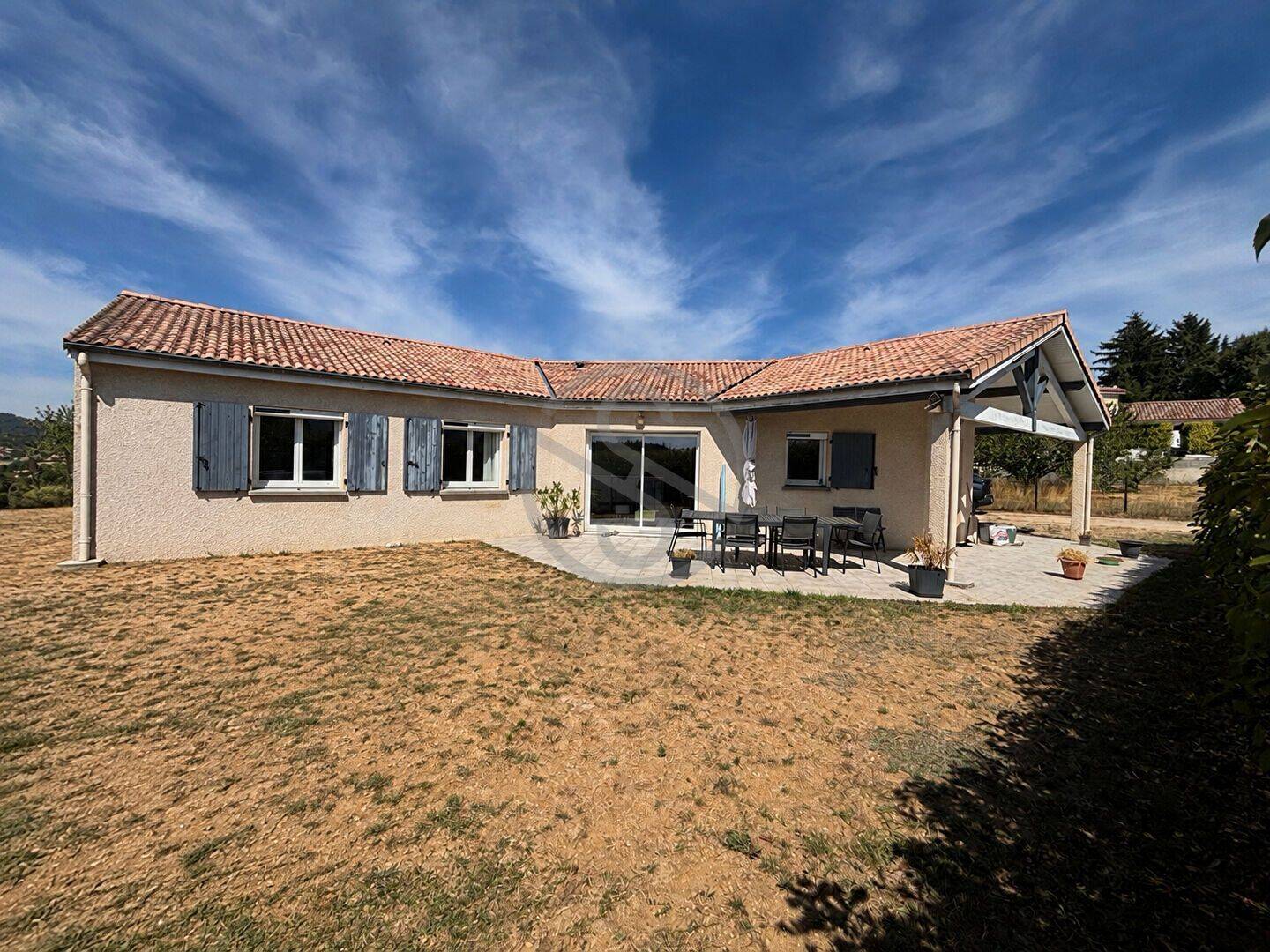 Maison 5 pièces 118 m² · à Peaugres · 118 m² · 277 000 €