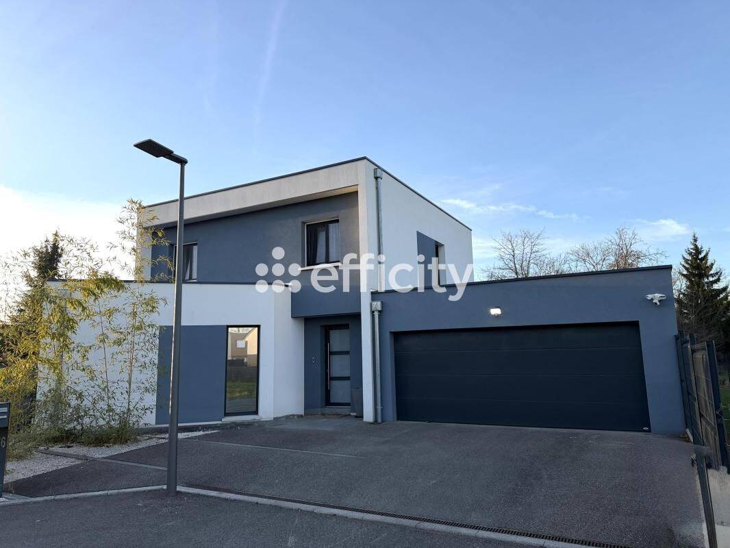 Maison 6 pièces 137 m² · à Sierentz · 137 m² · 579 000 €