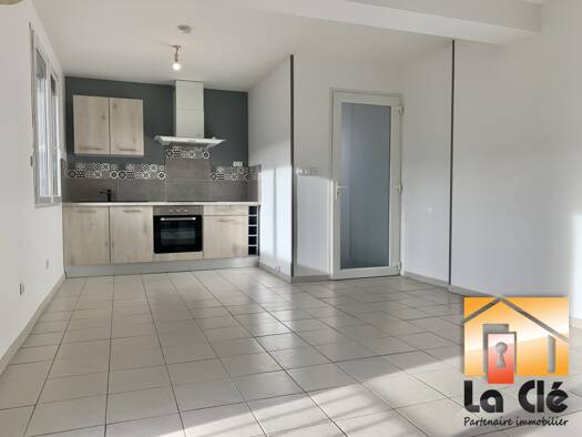 Appartement à louer 523 € 2 pièces 1 chambre 40 m² Étage 1/2 Boé 47550