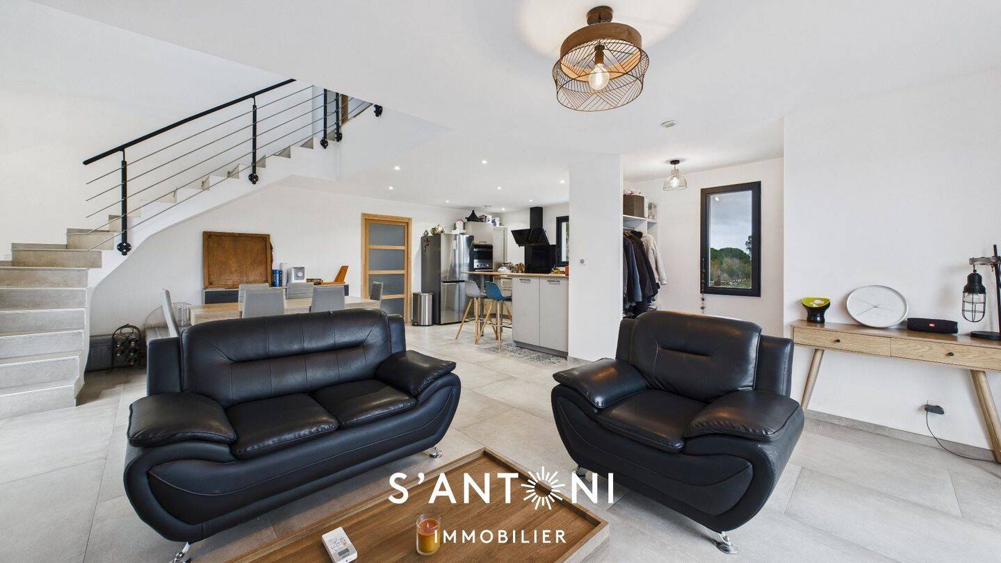 Maison 8 pièces 184 m² · à Marseillan · 184 m² · 749 500 €