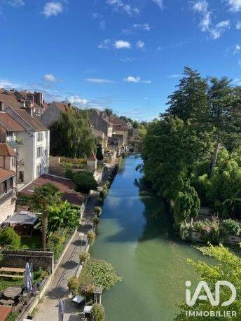 Appartement 2 pièces 90 m² · à Dole · 90,1 m² · 880 €