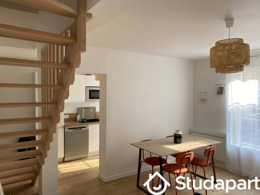 1 pièce 11 m² · à Les Ponts-de-Cé · 11 m² · 465 €