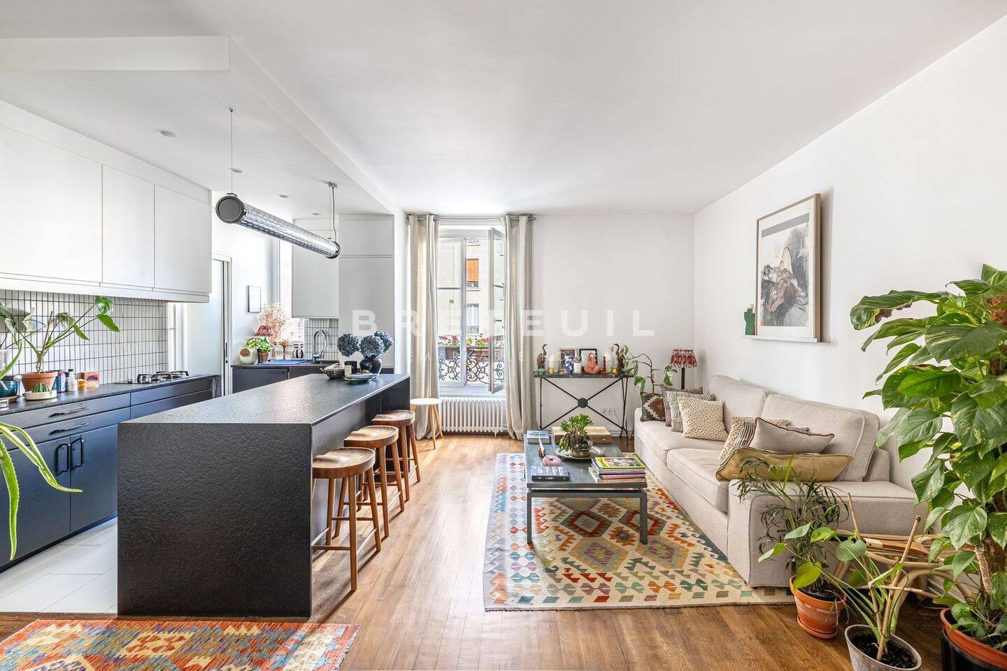 Appartement 2 pièces 43 m² · à Paris 18ème Arrondissement · 43 m² · 565 000 €