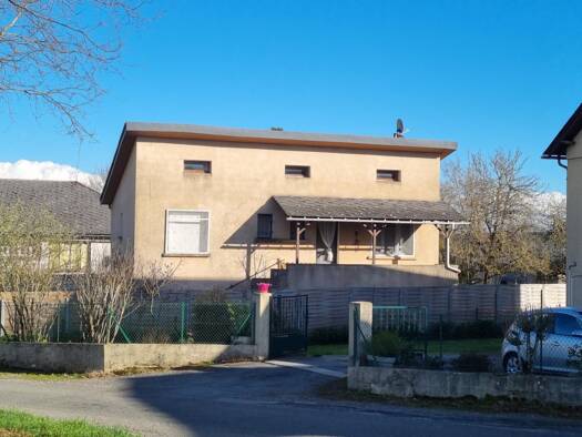 Maison à vendre 117 000 € 4 pièces 3 chambres 84 m² 671 m² de terrain La Salvetat-Peyralès 12440