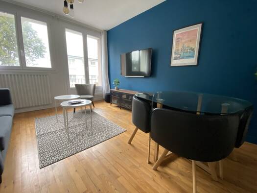 Appartement à louer - logement étudiant 400 € 1 pièce 3 chambres 65 m² Étage 1/4 Lambézellec Brest 29200
