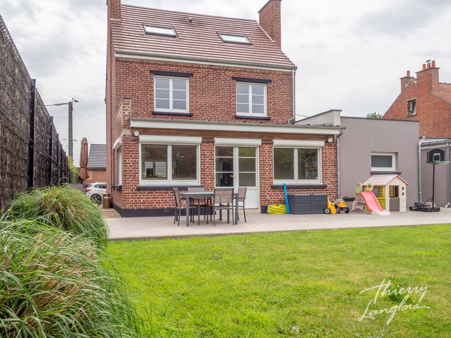 Maison 8 pièces 140 m² · à Bachy · 140 m² · 465 000 €