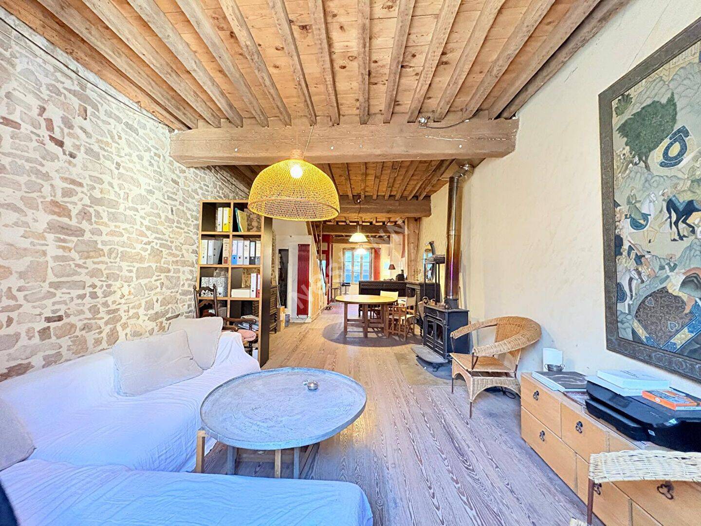 Maison 3 pièces 148 m² · à Saint-Amour · 147,5 m² · 135 000 €