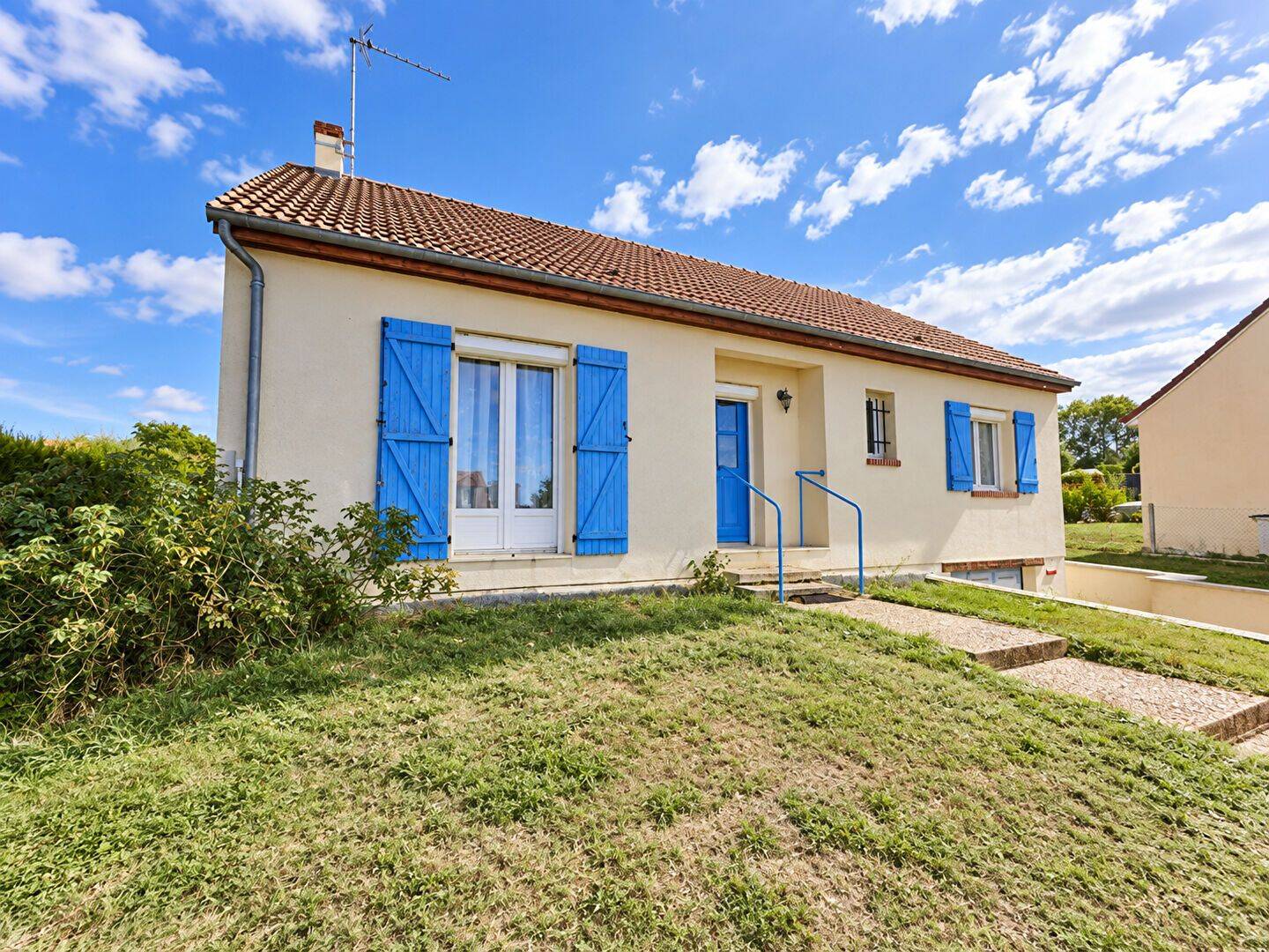 Maison 5 pièces 102 m² · à Chuisnes · 102 m² · 186 000 €