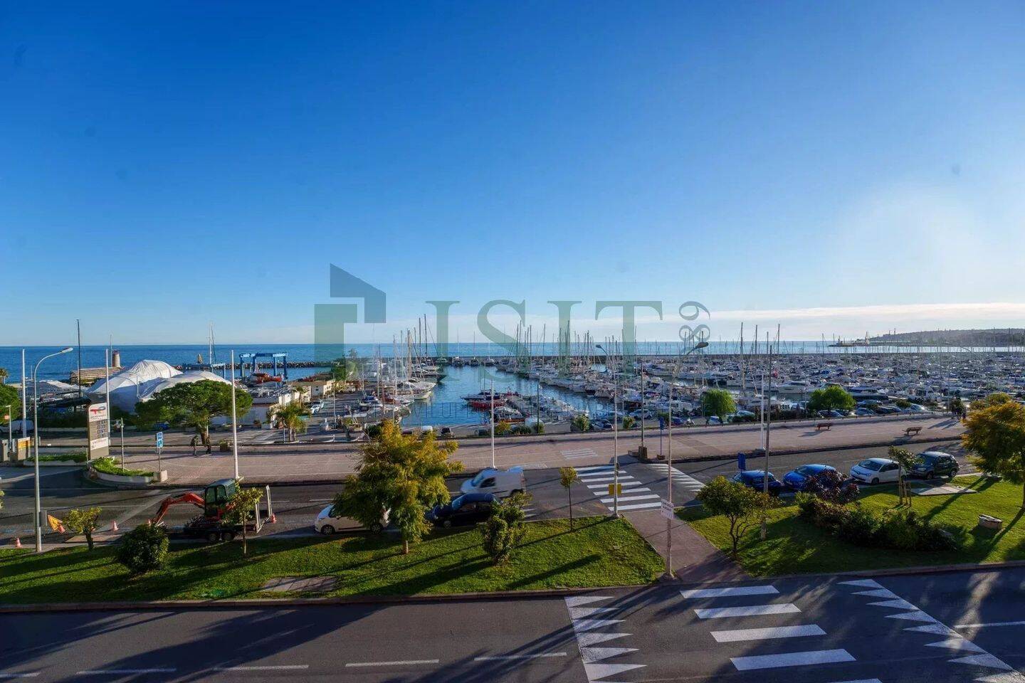 Appartement 2 pièces 64 m² · à Menton · 63,8 m² · 525 000 €