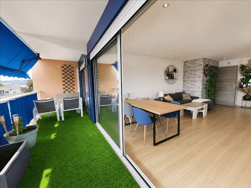 Appartement 4 pièces 81 m² · à Nice · 81 m² · 2 000 €