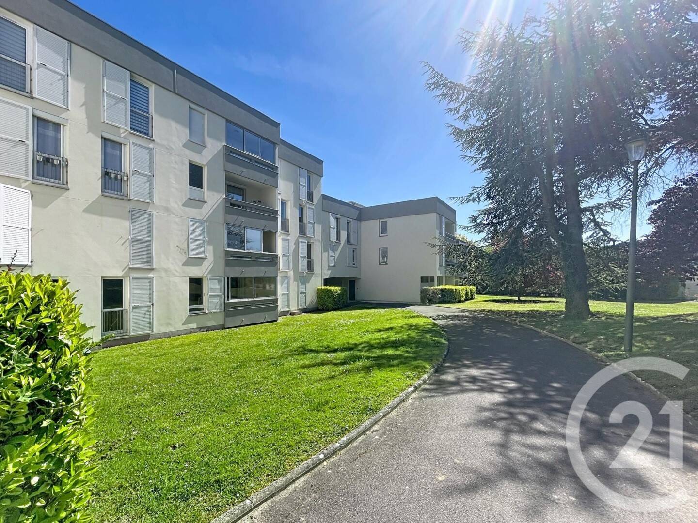Appartement 3 pièces 91 m² · à Margny-lès-Compiègne · 90,8 m² · 155 000 €