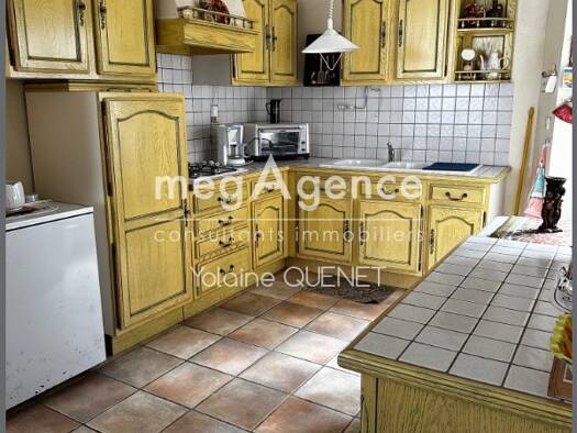 Maison à vendre 92 900 € 3 pièces 2 chambres 88 m² 79 m² de terrain Mur-de-Barrez 12600