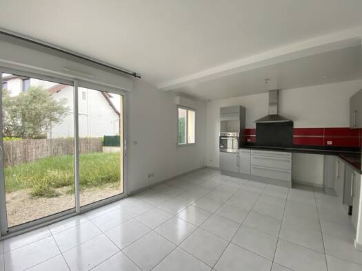 Maison à louer 1 475 € 4 pièces 3 chambres 76,6 m² 200 m² de terrain Gournay-sur-Marne 93460