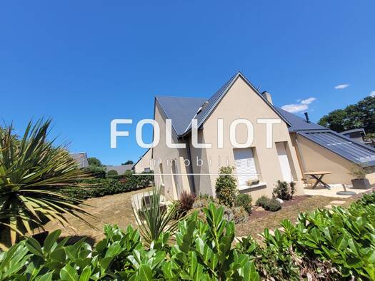 Maison à louer 1 050 € 5 pièces 3 chambres 140 m² Agon-Coutainville 50230