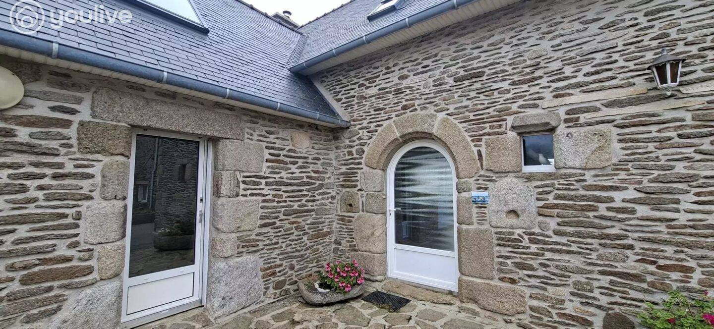 Maison 7 pièces 145 m² · à Plougonvelin · 145 m² · 449 000 €