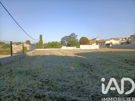 Terrain constructible à vendre 138 000 € 1 204 m² de terrain Saint-Julien-de-Peyrolas 30760