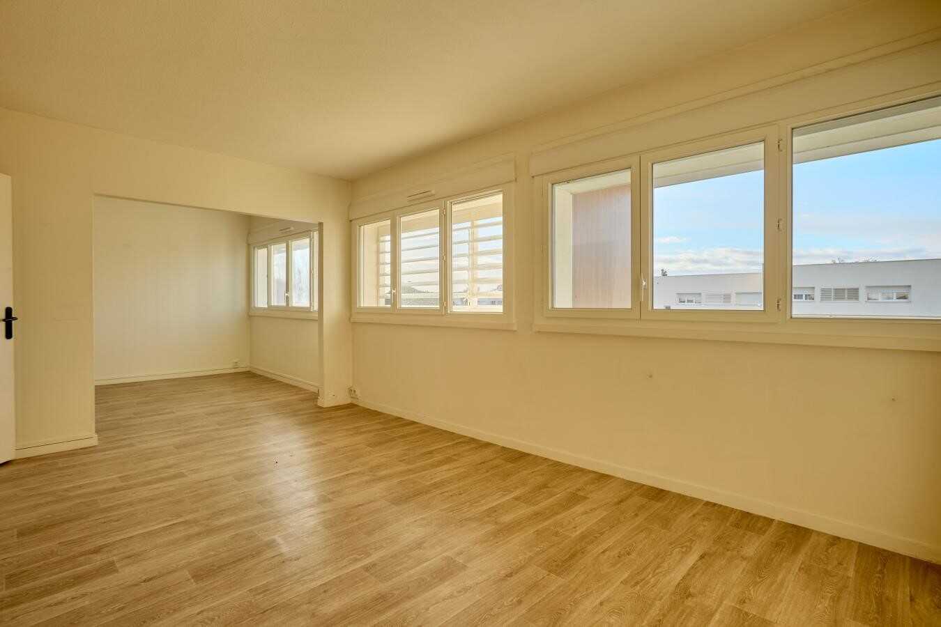 Appartement 5 pièces 83 m² · à Gradignan · 83 m² · 929 €/mois