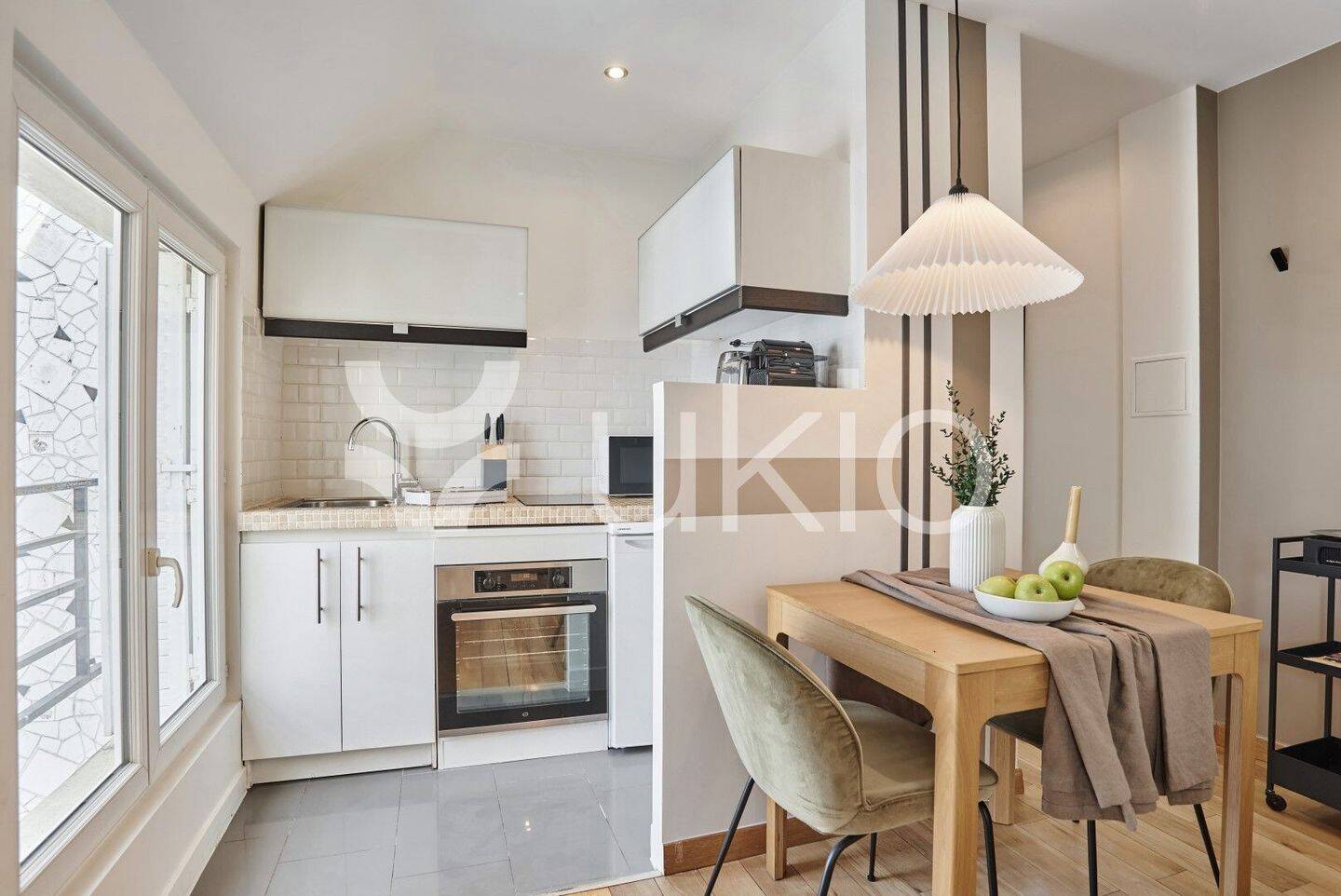 Appartement 2 pièces 36 m² · à Paris 16ème Arrondissement · 36 m² · 3 740 €/mois