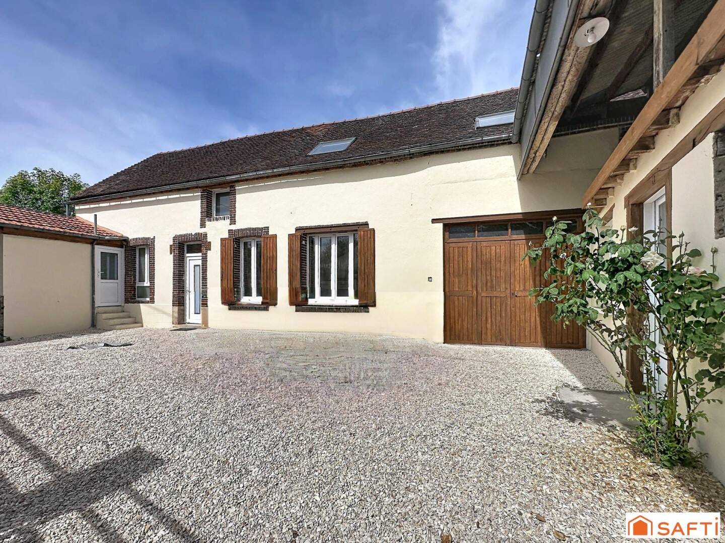 Maison 5 pièces 138 m² · à Dixmont · 138 m² · 169 000 €