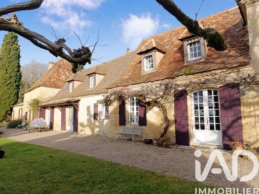 Demeure à vendre 697 000 € 10 pièces 9 chambres 393 m² 12 000 m² de terrain Baneuil 24150