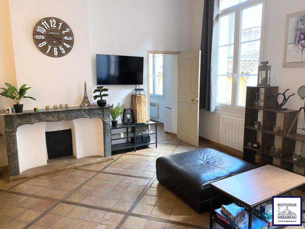 Appartement 2 pièces 60 m² · à Aix-en-Provence · 59,6 m² · 1 038 €/mois